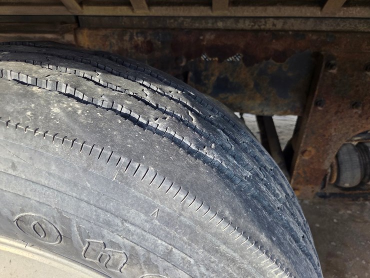 2012-international-7600-image-83