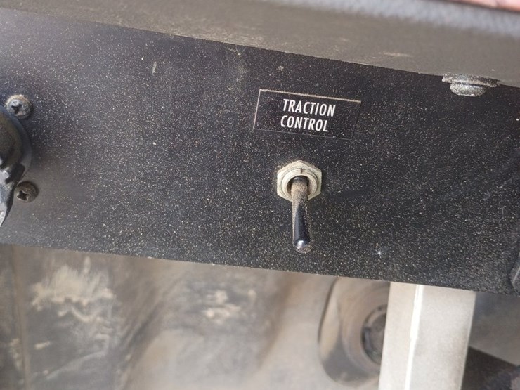 2000-international-9200i-image-49