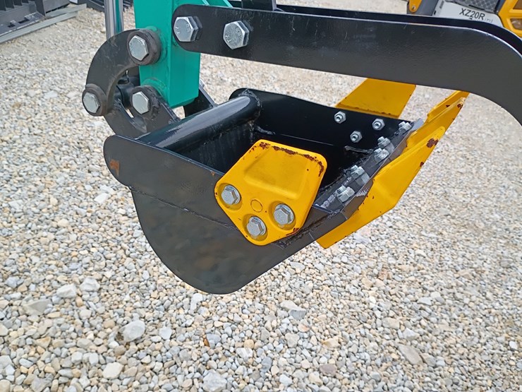 #24164-•-2025-agt-mh12rx-mini-excavator-image-19