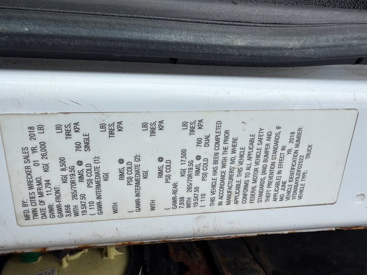 2018-ford-f650-image-78