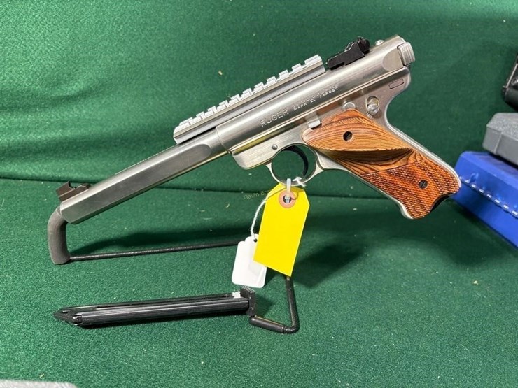 ruger-22-lr-pistol-mark-2-target-image-1