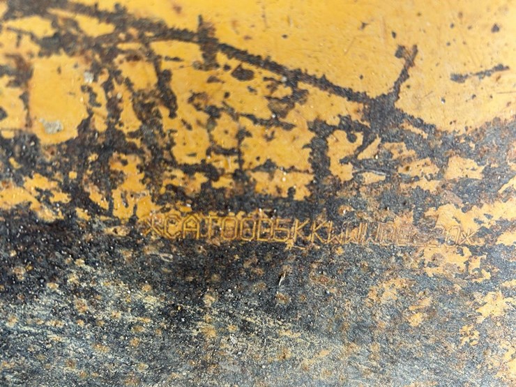 caterpillar-d5k-xl-image-31