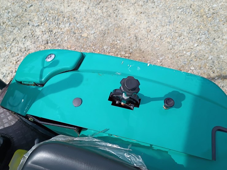 #24173-•-2025-agt-qk16r-mini-excavator-image-15