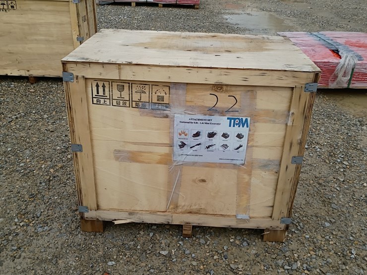 #l19-025-•-tpm-mini-excavator-attachment-set-image-3