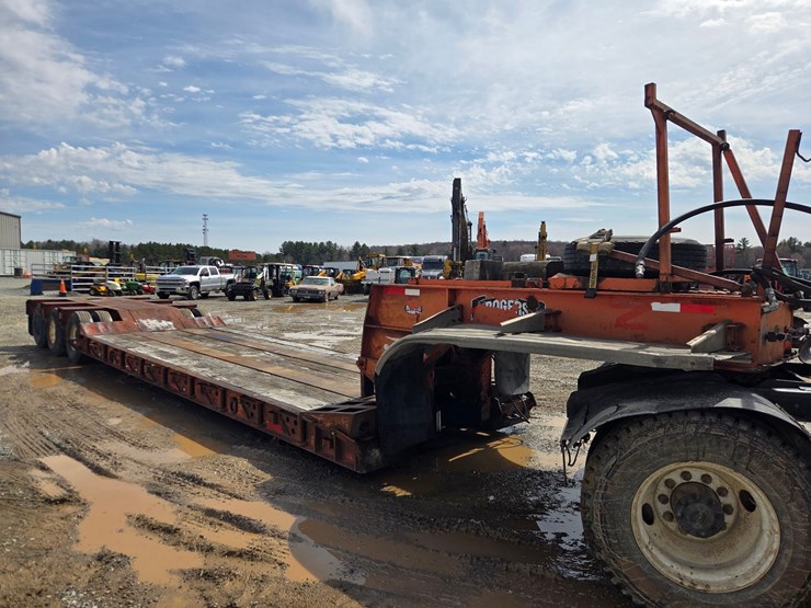 1975-massey-ferguson-8-image-7
