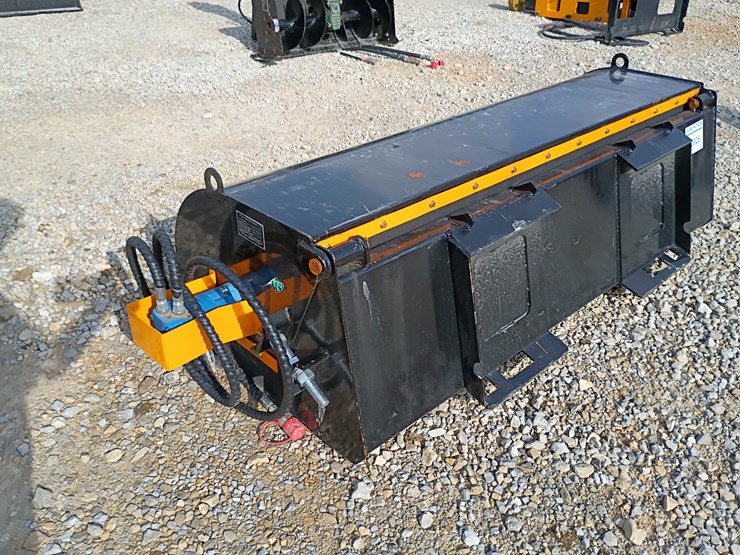 #23926-•-boxbroom-sweeper-skid-steer-attachment-image-4