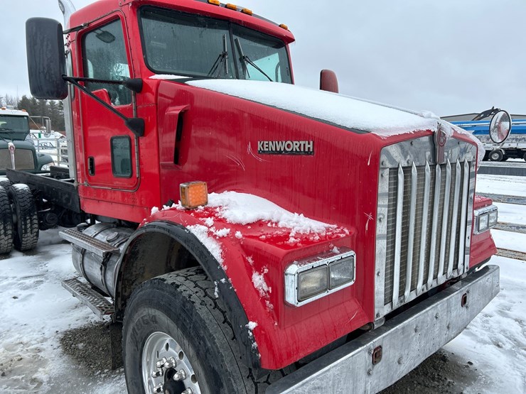 2007-kenworth-w900-image-10