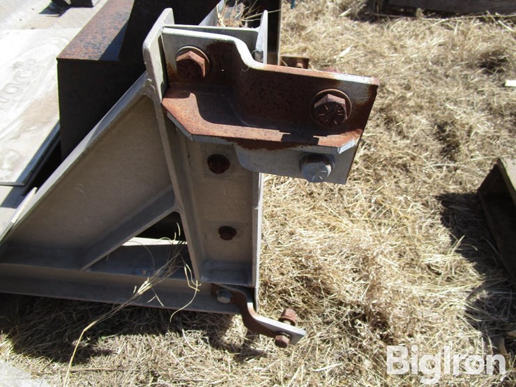 protech-aluminum-truck-cab-rack-image-14