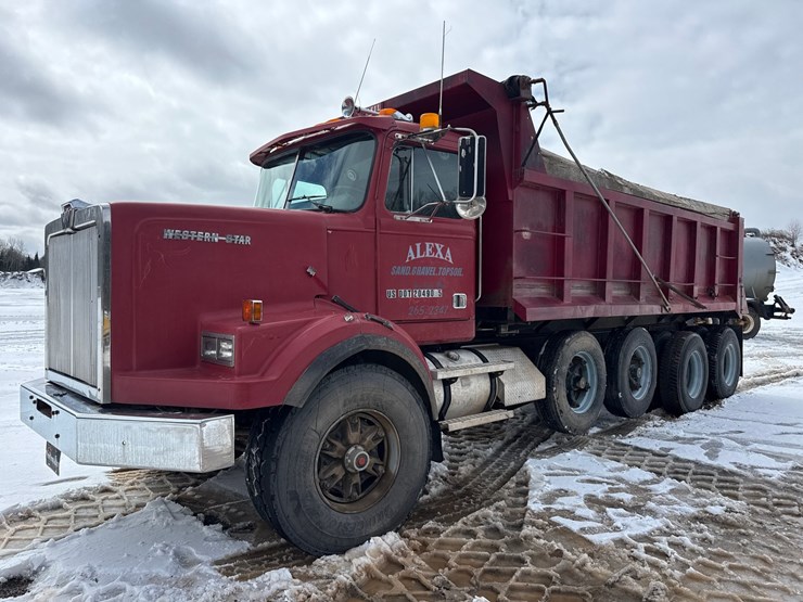 #2016-•-1990-western-star-quad-axle-dump-truck-image-1