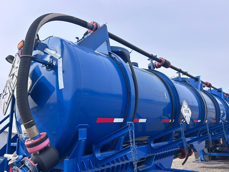 #1003-•-2017-worley-welding-works-tanker-trailer-image-23