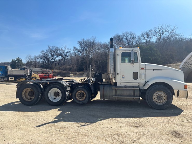 1994-international-9400-image-5