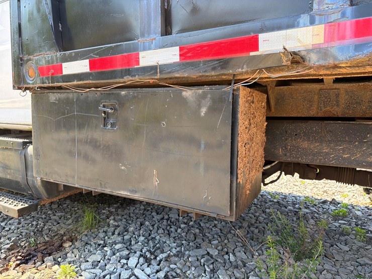 2003-caterpillar-c7-image-12