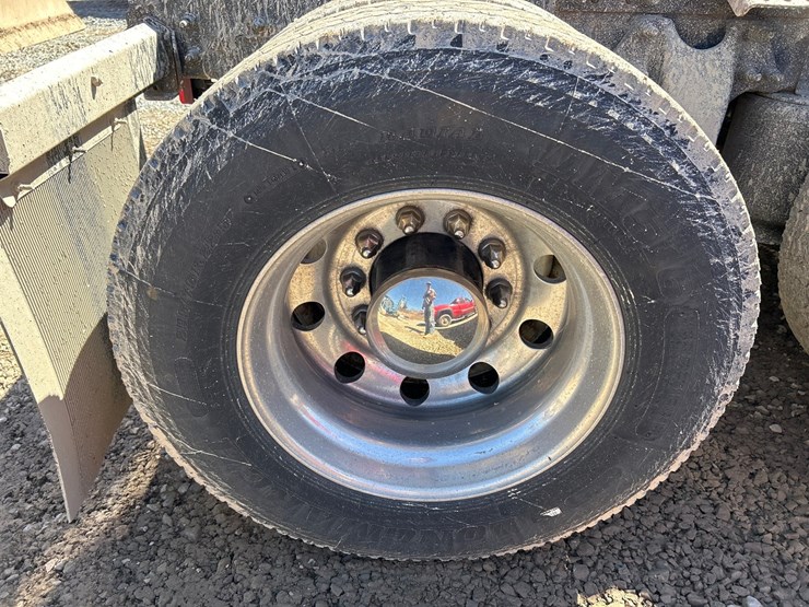 2019-international-lt-image-81