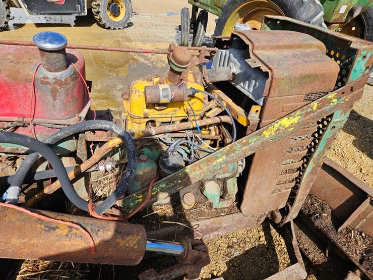 #964-•-john-deere-mt-crawler-image-19