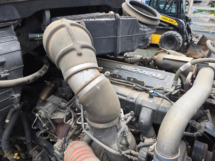 2017-kenworth-t680-image-59