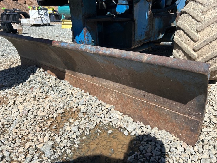 ditch-witch-r65-image-17