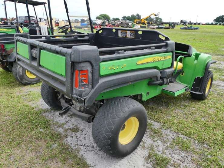 john-deere-tx-4x2-image-4
