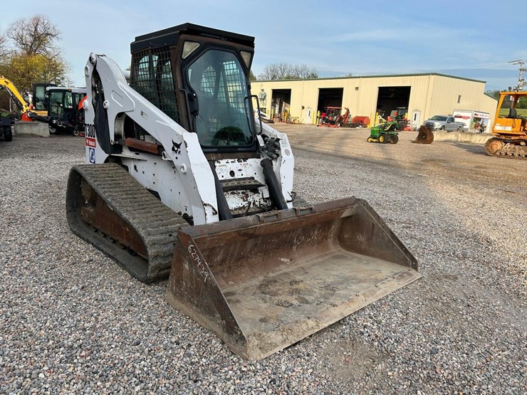 bobcat-t300-image-6