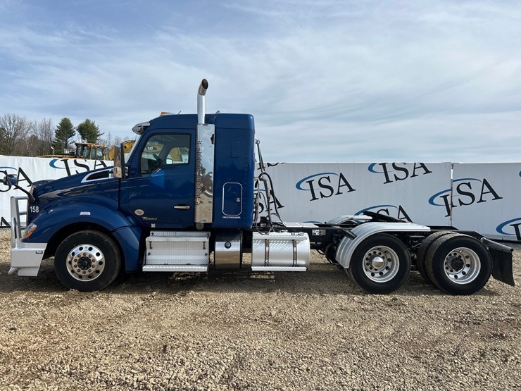 2019-kenworth-t680-image-2