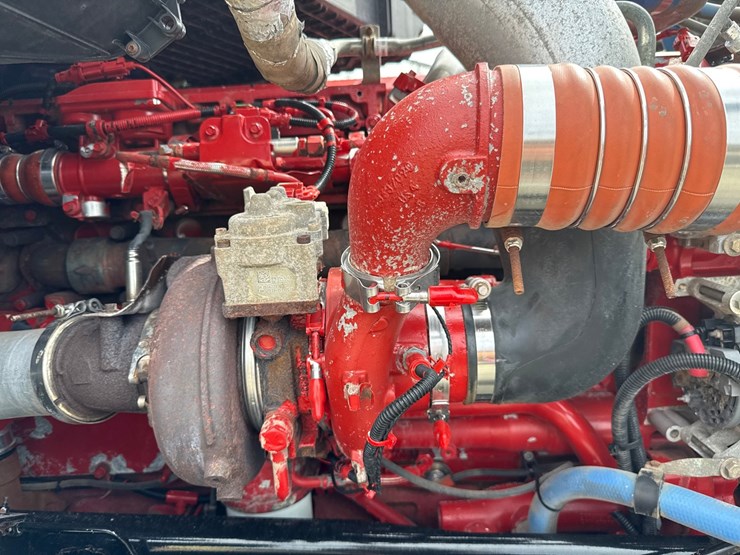 2019-kenworth-t680-image-23