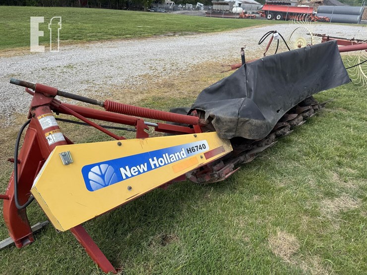 new-holland-h6740-image-6