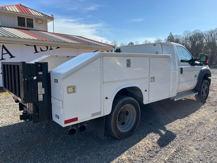 2012-ford-f550-image-5