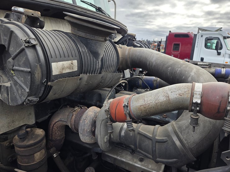 2006-massey-ferguson-8-image-53