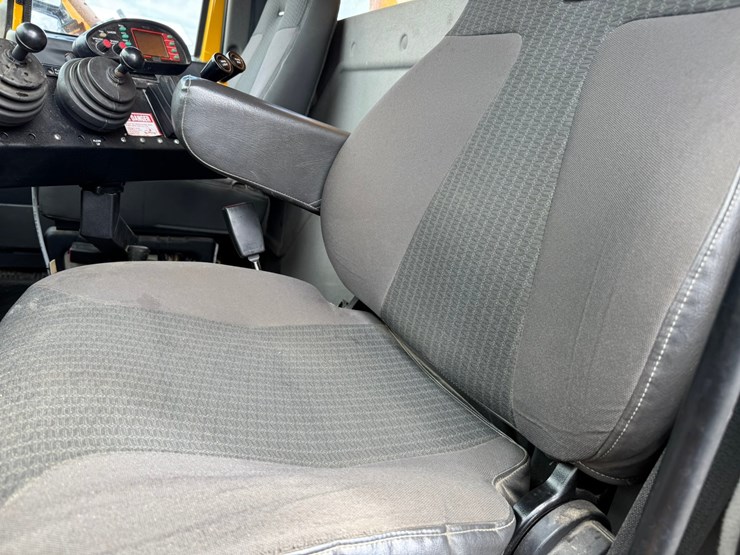 2009-international-workstar-7500-image-73