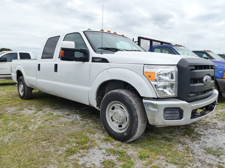 2012-ford-f250-xl-image-2