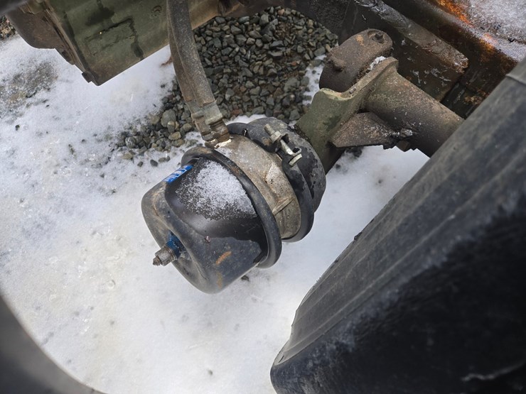 1992-massey-ferguson-8-image-38