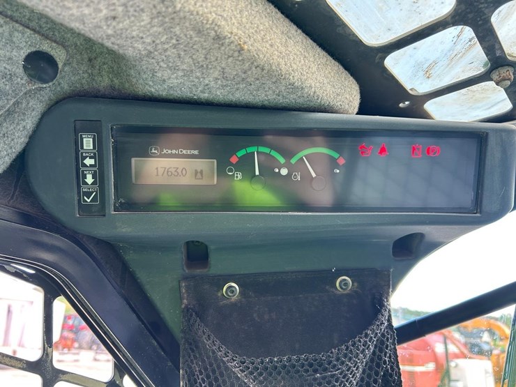 2021-deere-325g-image-22