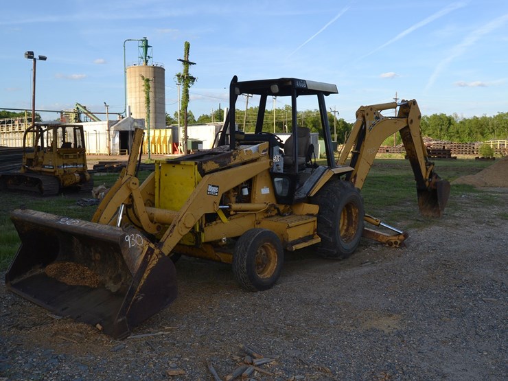 caterpillar-416b-image-4