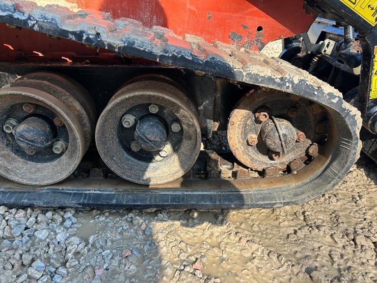 2018-ditch-witch-sk800-image-14