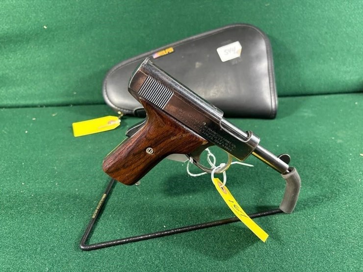 h&r-32-cal-pistol-image-1