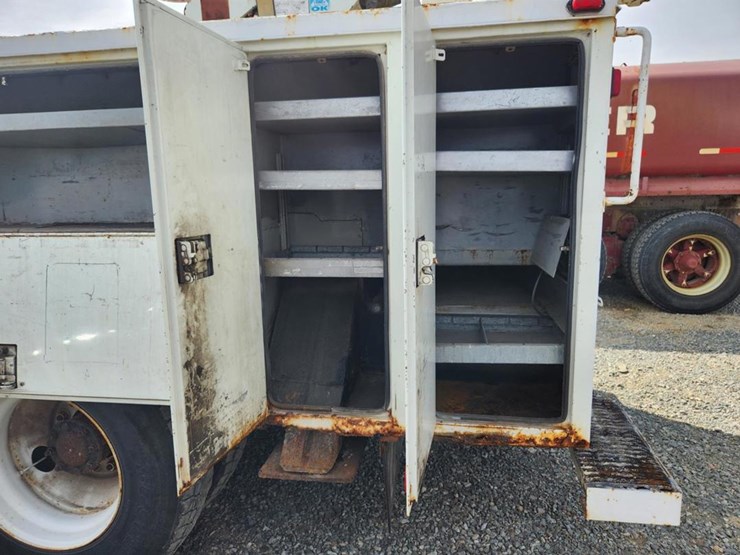 2002-international-4300-sba-image-30