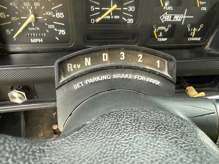 1993-ford-f700-image-66