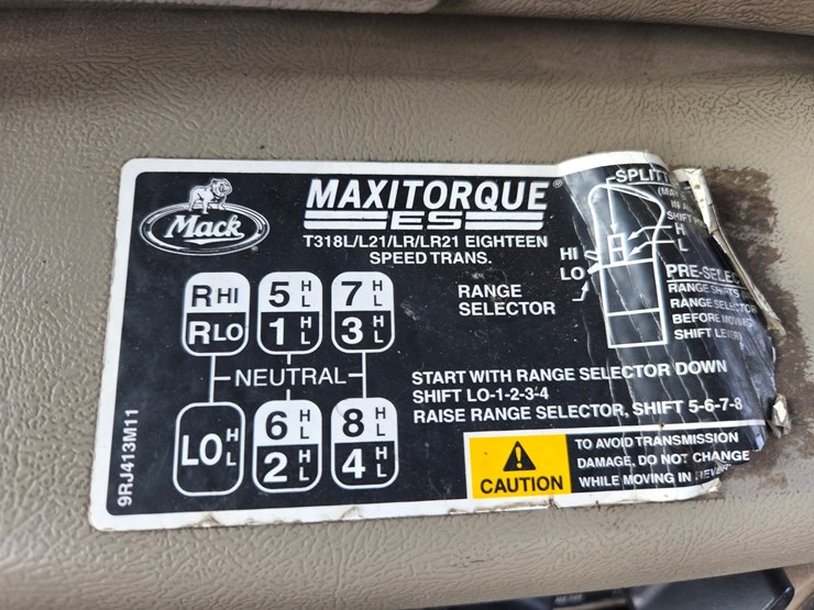 2007-massey-ferguson-8-image-45