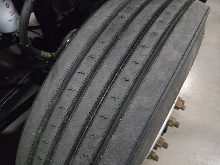 2017-kenworth-t680-image-74