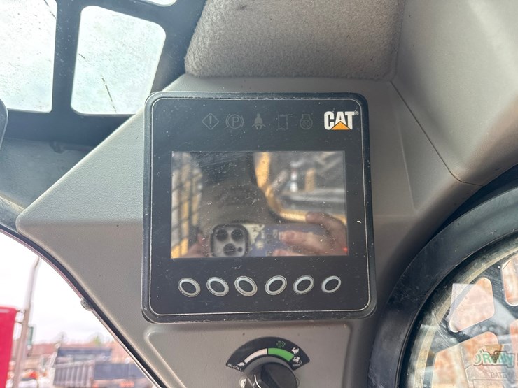 caterpillar-259d-image-41