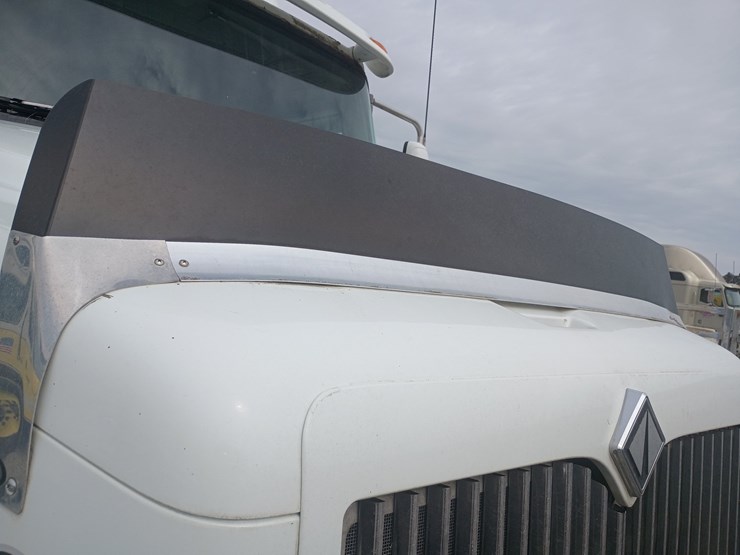 2000-international-9200i-image-12