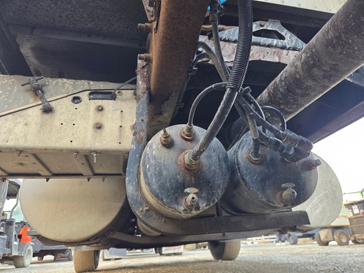 2005-caterpillar-c13-image-37