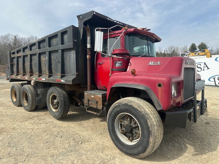 1986-mack-dm686s-image-7