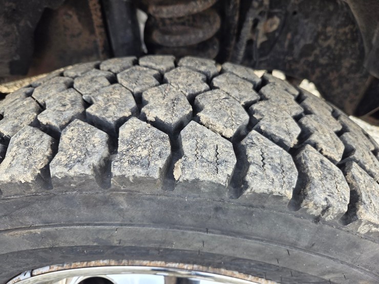 2018-ford-f550-xl-image-76