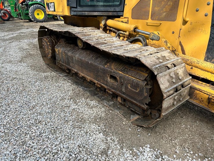 caterpillar-d5k-xl-image-11