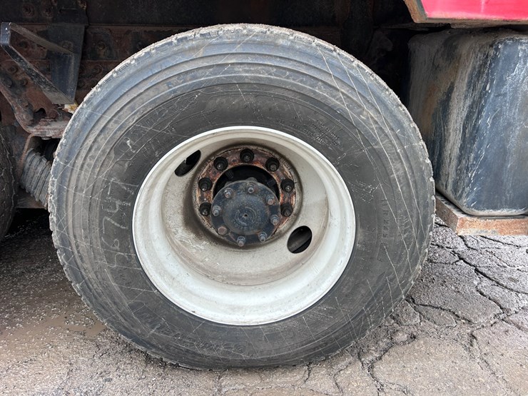 #1690-•-2013-international-7500-6x4-hydro-excavation-truck-image-70