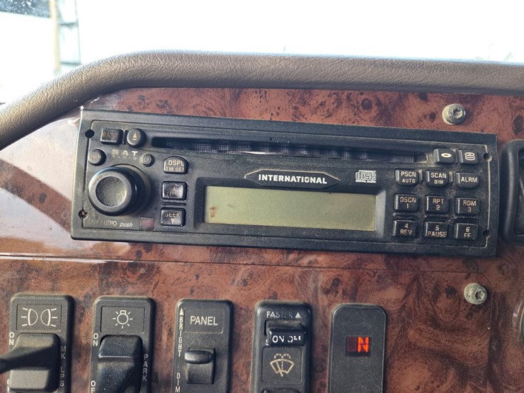 2005-caterpillar-c13-image-68