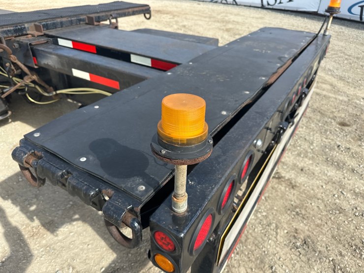 2010-massey-ferguson-8-image-47