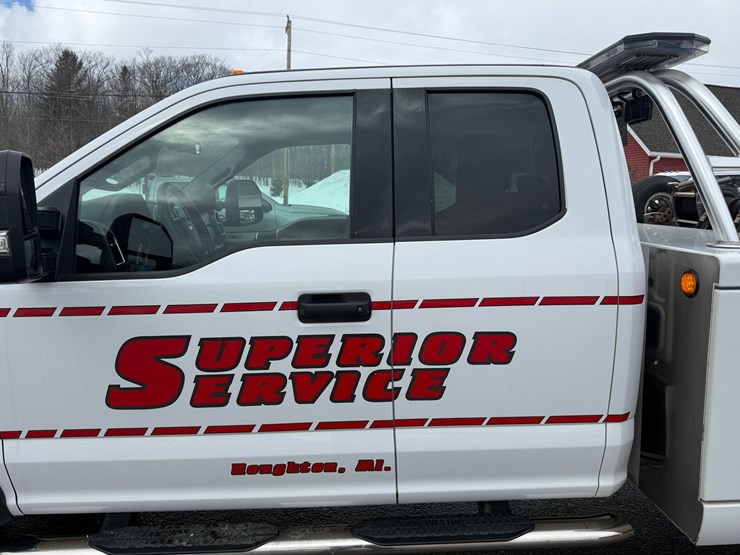 2018-ford-f550-image-11