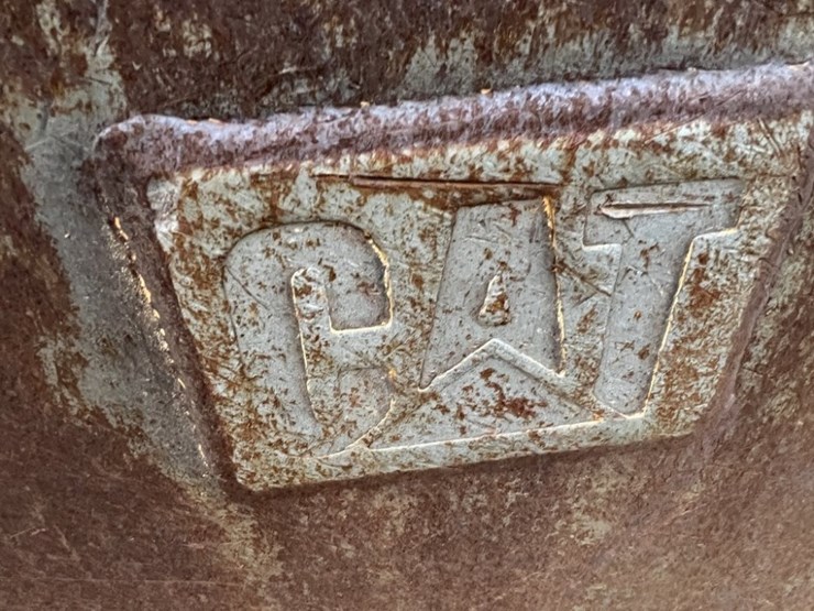 caterpillar-80-image-8