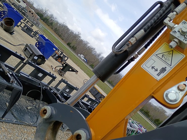 #24166-•-2025-agt-xz20r-mini-excavator-image-26